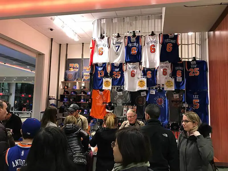 Meca do basquete de rua passa por renovação em Nova York - 13/10/2021 -  Esporte - Folha