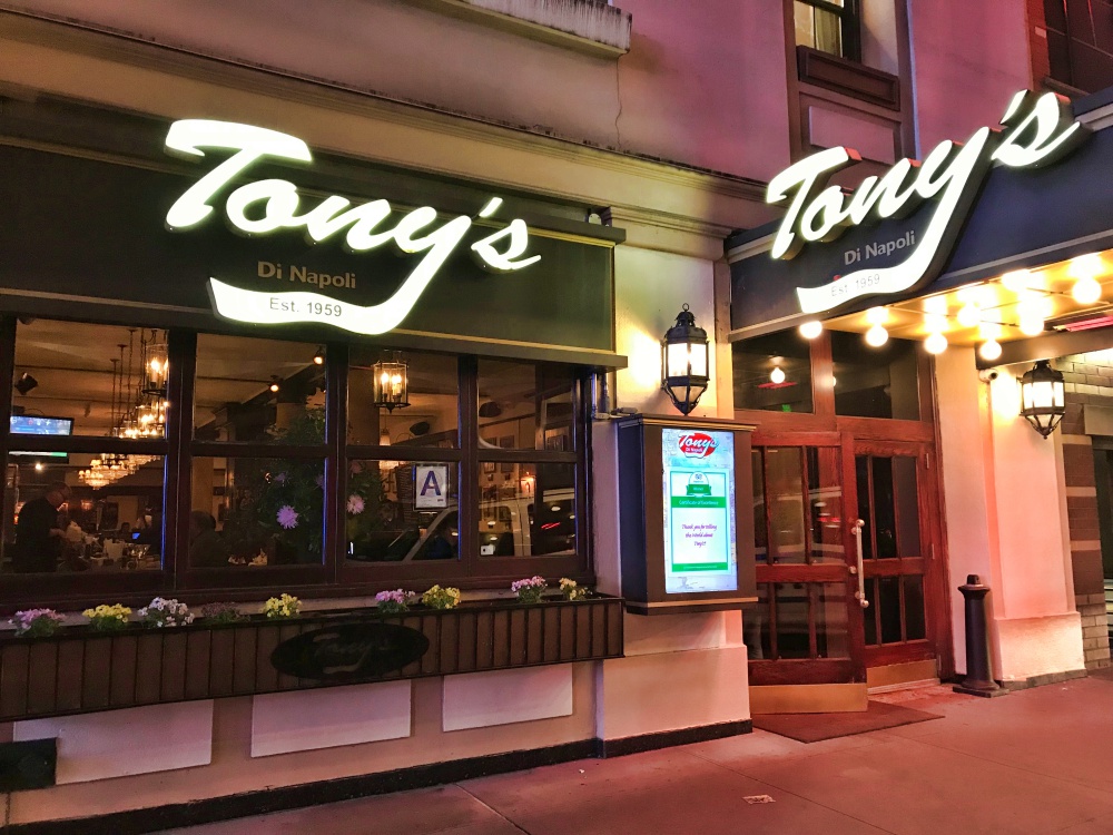 tony's di napoli