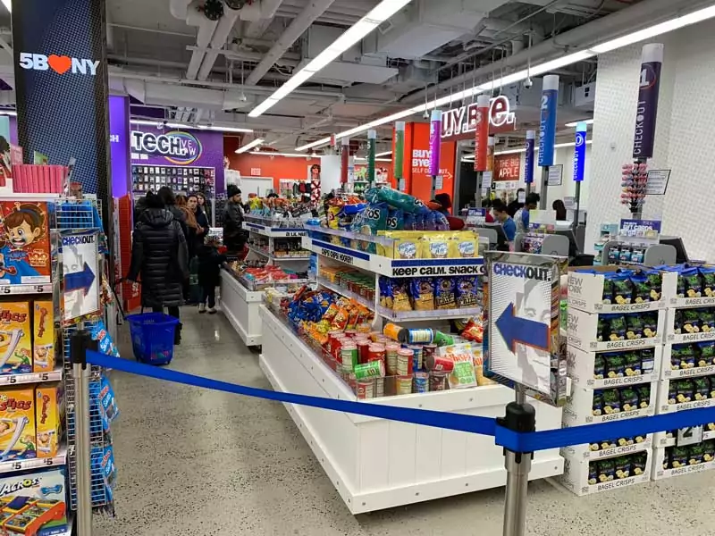 five below em nova york