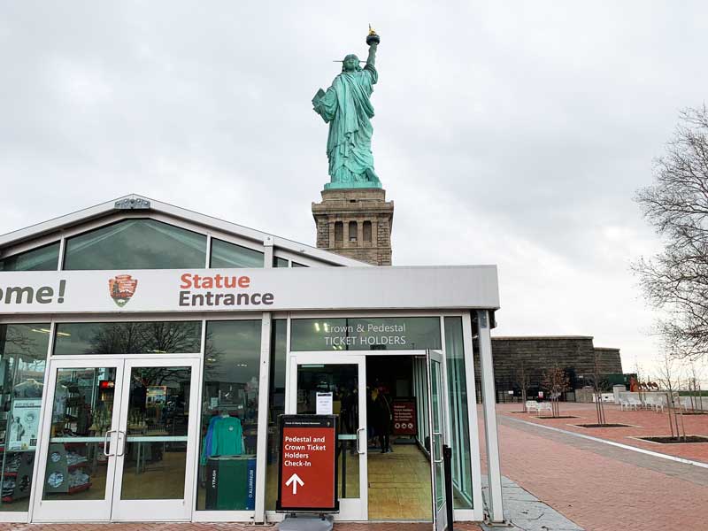coroa da estatua da liberdade