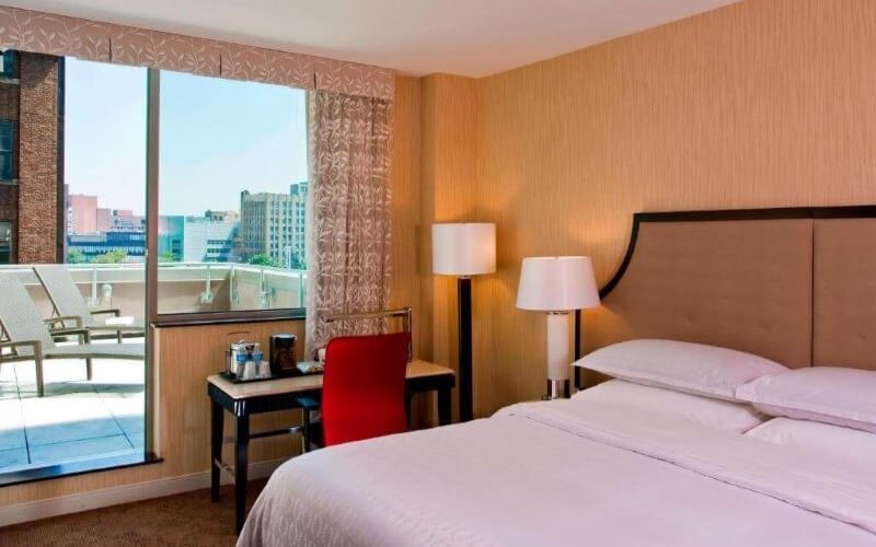 Hotéis baratos no Brooklyn Sheraton Brooklyn New York | Dicas Nova York