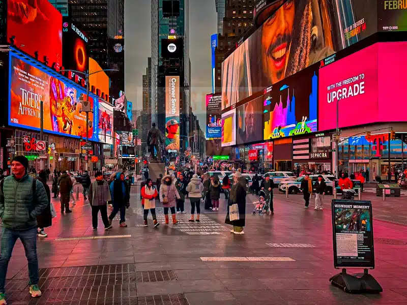 Como é a Times Square Nova York?